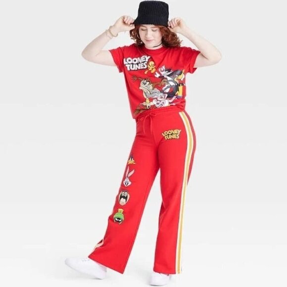 Women's Looney Tunes Graphic Flare Lounge Pants | Small - Picture 9 of 9